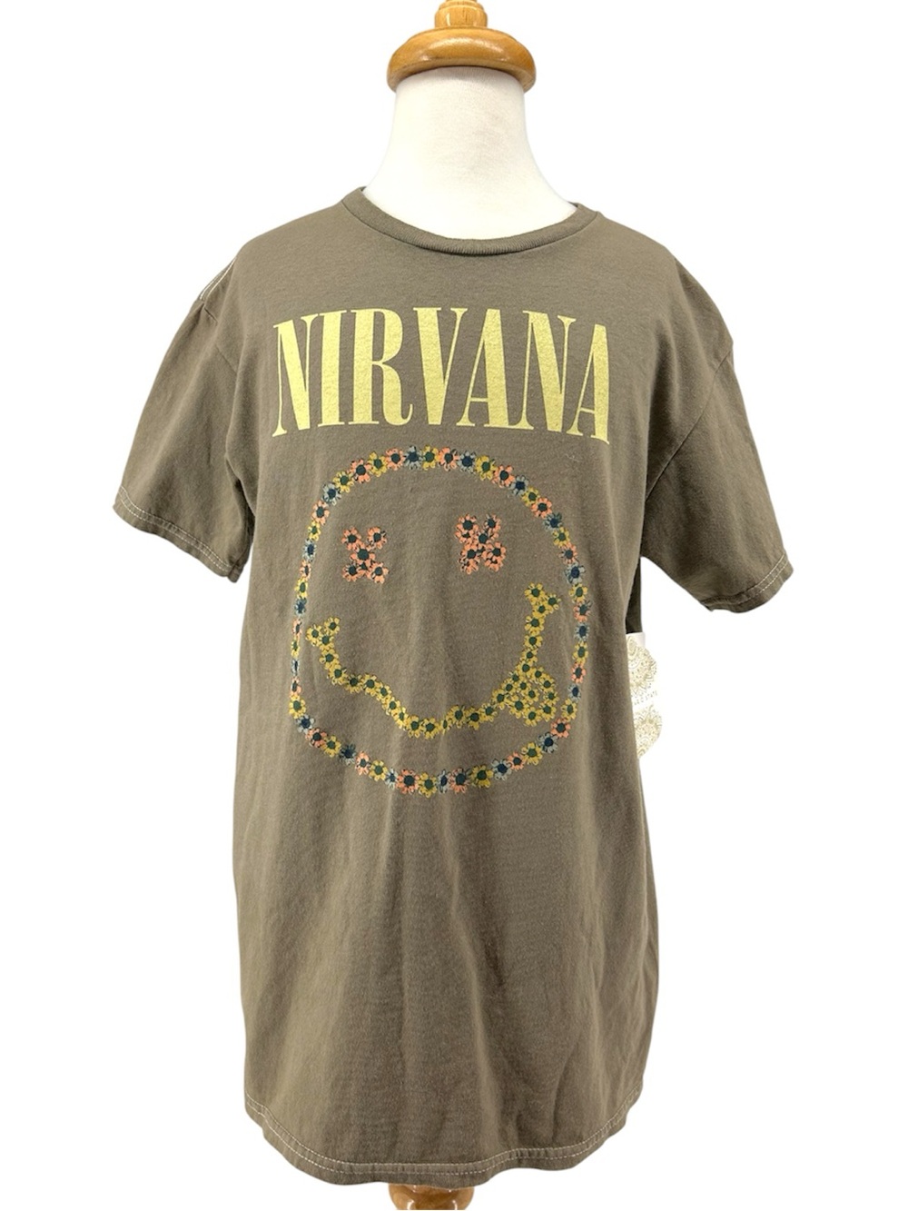NWT Altar’d State NIRVANA Floral Smiley Logo Band Tee in Vetiver READ